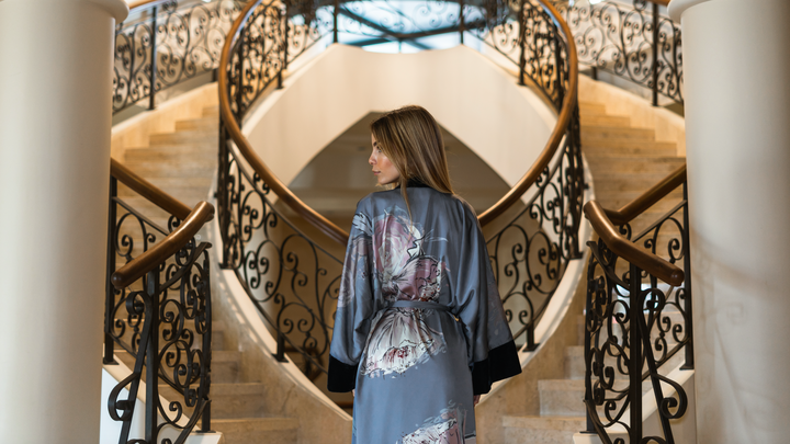 Travel Light: 5 Ways to Style One Kimono Robe
