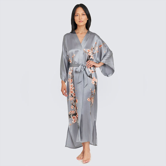 Kimono Robe Sizing - Model Reference Guide | KIM+ONO – kimandono.com