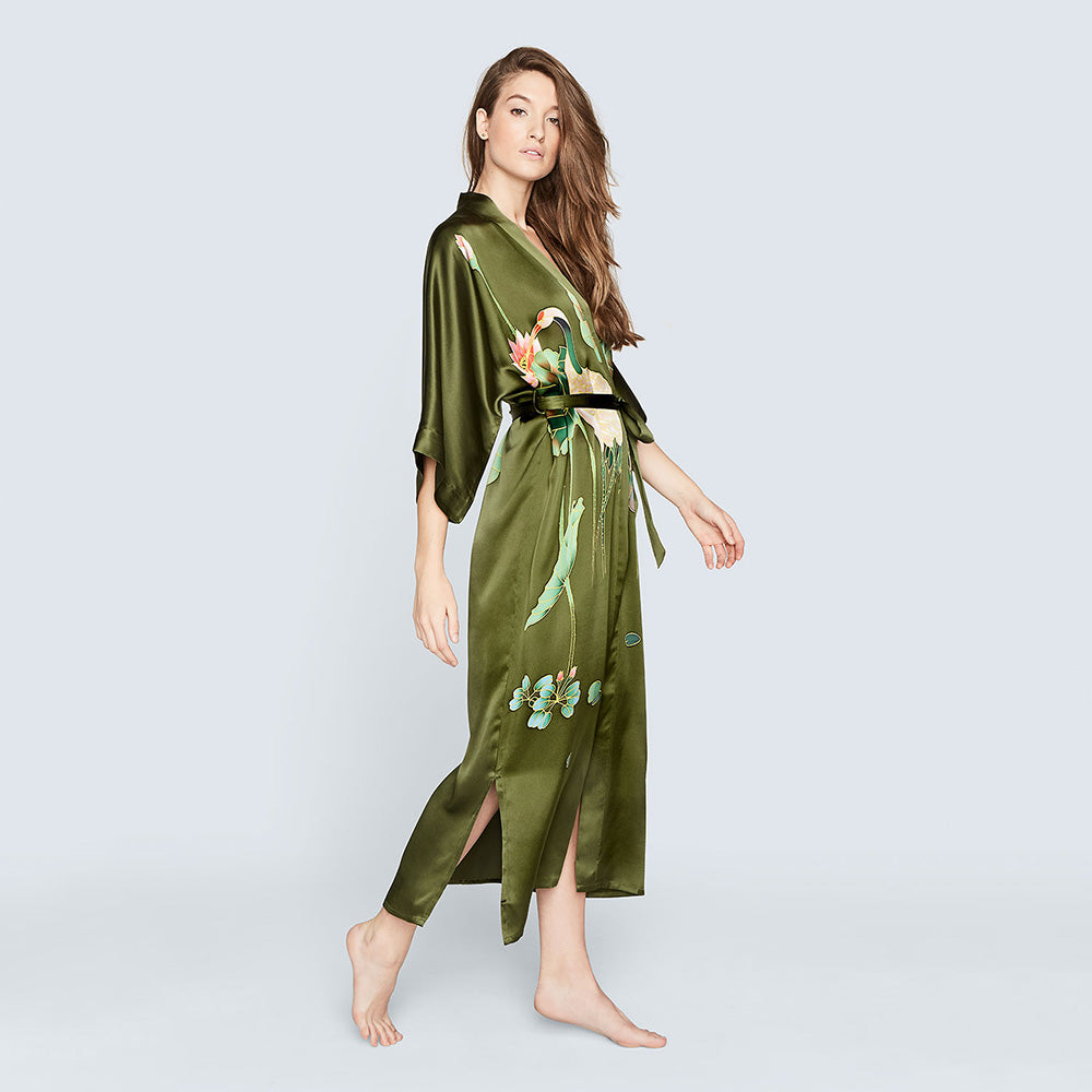 Hand-Painted Crane Long Silk Kimono Robe | KIM+ONO – kimandono.com