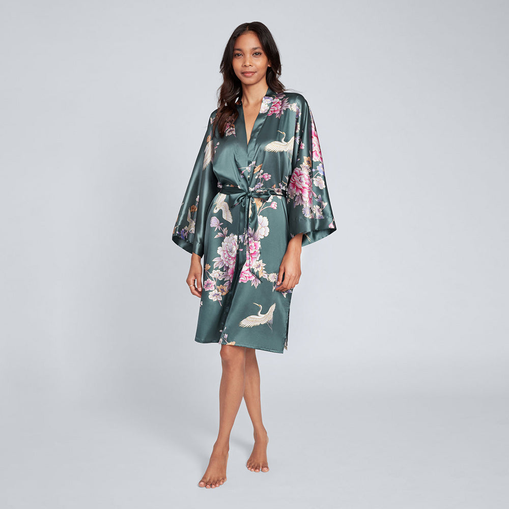 Chrysanthemum & Crane Kimono Robe - Short | KIM+ONO – Kimandono.com