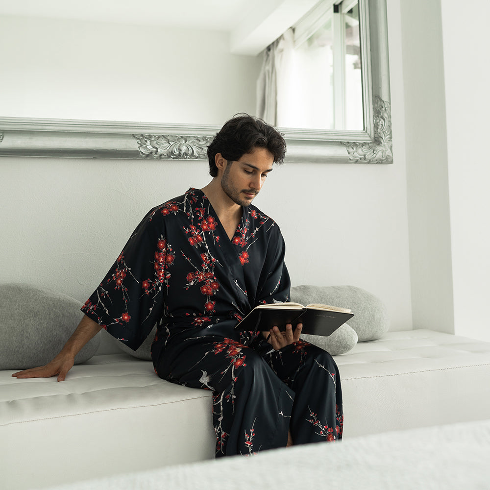 Cherry Blossom & Crane Men's Long Kimono Robe - Black – kimandono.com