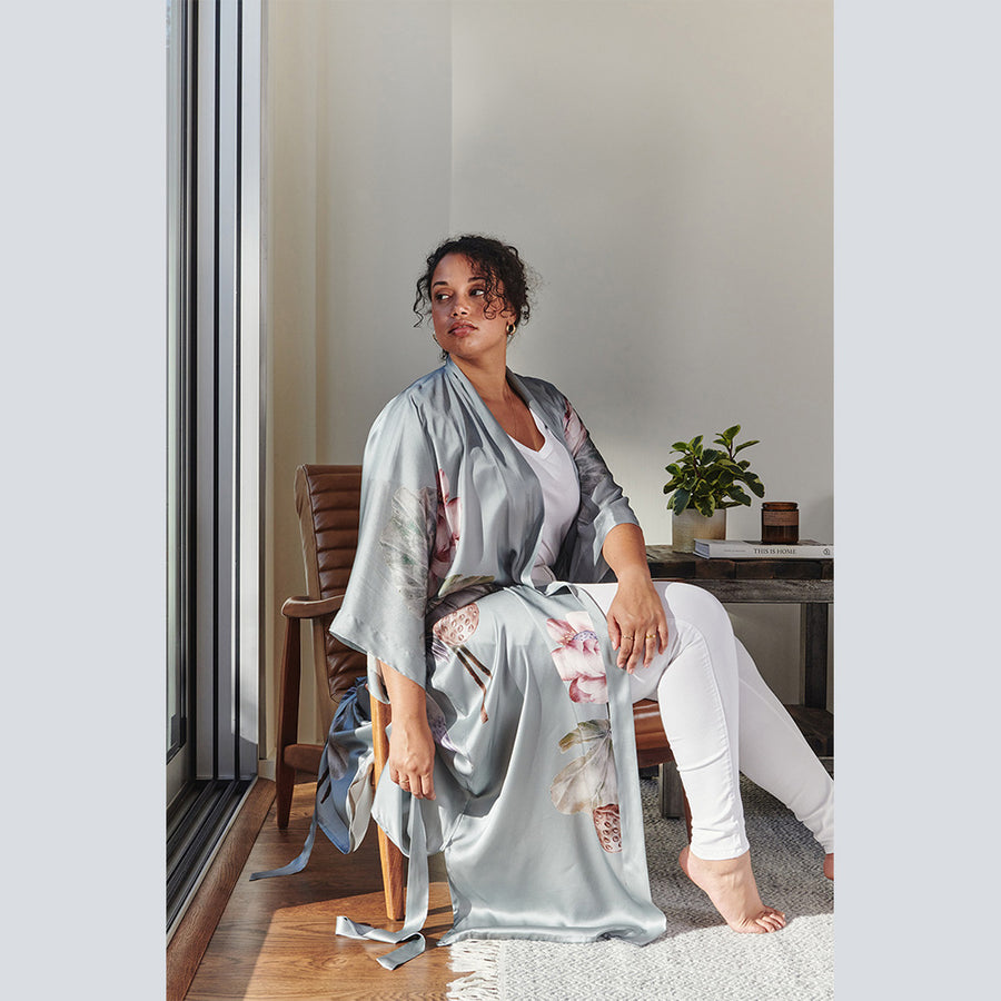 jeg er glad forfængelighed diskret Kuren Silk Kimono Robe - Long, Plus Size | KIM+ONO – kimandono.com