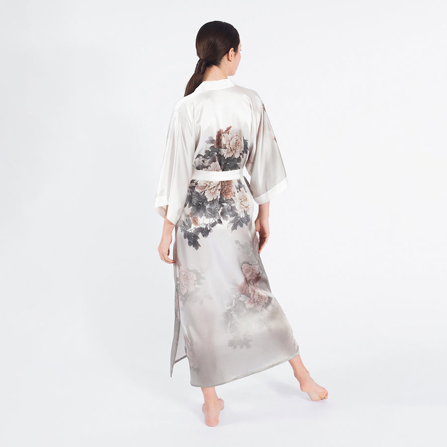 Delicate & Classic Silk Kimono — Adrina Dietra