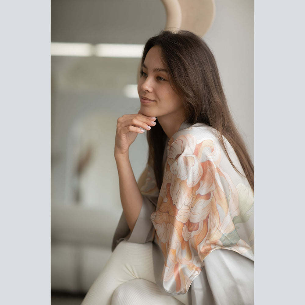 Washable Silk Kiku Kimono Robe - Short | KIM+ONO – kimandono.com