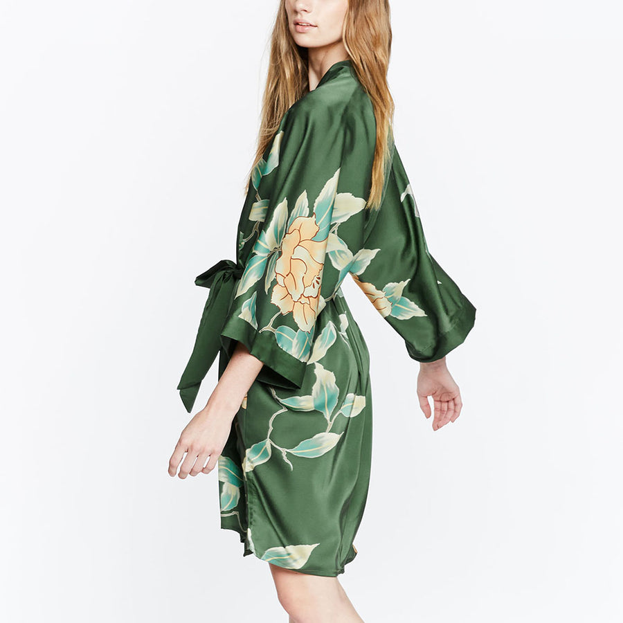 Aimi Floral Short Kimono Robe Wrap | KIM + ONO – kimandono.com