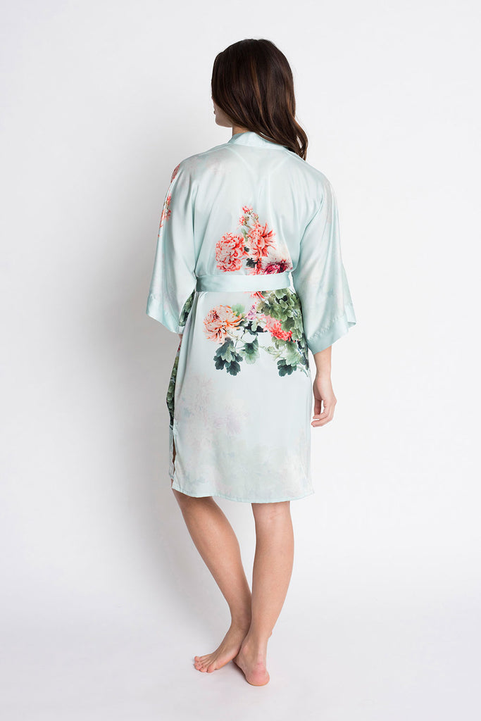 Coral Chrysanthemum Kimono Robe - Short | KIM + ONO – kimandono.com